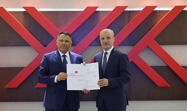 Iğdır Üniversitesi'nde Yeni Dönem: Rektör Prof. Dr. Ekrem Gürel Mazbatasını Aldı