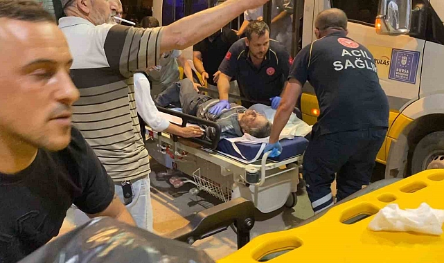 İnegöl&#039;de Minibüs Şoförü Kalp Krizi Geçiren Yolcuyu Hastaneye Yetiştirdi