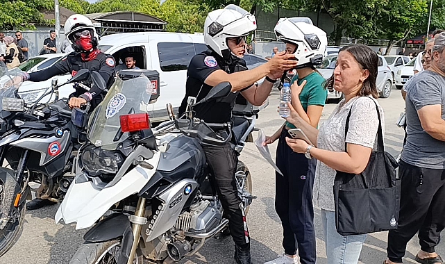 İnegöl&#039;de YKS Heyecanı: Kimliğini Unutan Öğrenciye Polis Yardımı, Bir Başkası Sınava Giremedi