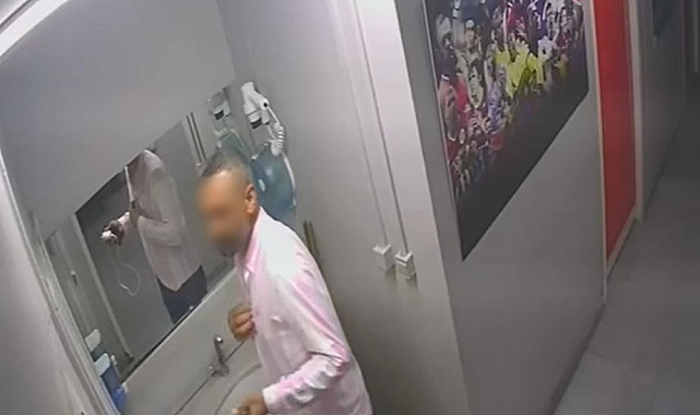 İstanbul Arnavutköy&#039;de Halı Saha Maçında Telefon Hırsızlığı: O Anlar Kamerada!