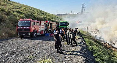 İstanbul Sultangazi'de Katı Atık Toplama Alanında Yangın!