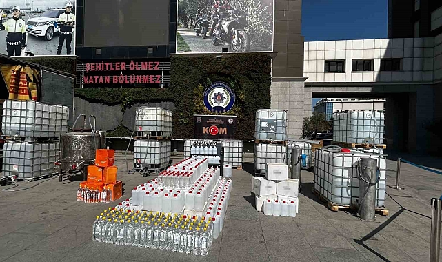 İstanbul&#039;da Sahte Alkol Operasyonu: 18 Ton Sahte Alkol Ele Geçirildi