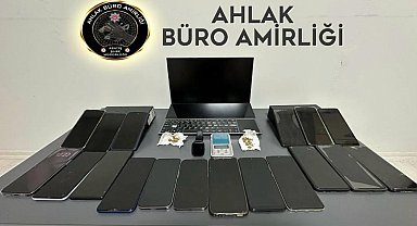 İzmir Merkezli 7 İlde Fuhuş Operasyonu: 59 Kadın Kurtarıldı, 9 Tutuklama