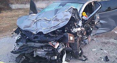 İzmir'de Feci Kaza: 5 Ölü, 2 Yaralı