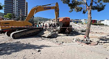 Kahramanmaraş'ta Yıkım Sırasında Facia: Operatör Enkaz Altında Can Verdi