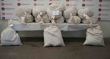 Kapıkule'de İki Ayrı Operasyonda 212 Kilo Esrar Ele Geçirildi