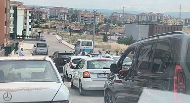 Karabük'te Düğün Konvoyuna Ceza Yağdı: Hem Trafiği Aksattılar Hem Sınavdaki Öğrencileri Rahatsız Ettiler