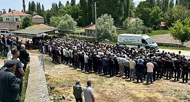 Kayseri Tomarza'da Kene Isırması Can Aldı: Genç Adam Toprağa Verildi