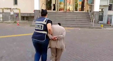 Kayseri'de Hırsızlık Suçundan Aranan Kadın Yakalandı: 75 Yıl Hapsi Bulunuyordu!