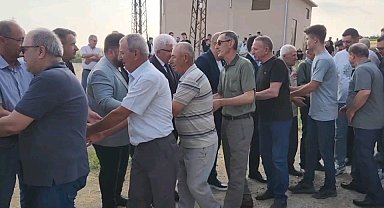 Küplü Beldesinde 90 Yıllık Bayramlaşma Geleneği Devam Ediyor