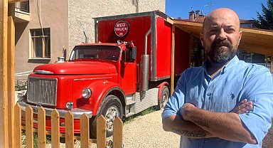 Kuzey Anadolu Yolu'nun Hafızası Tır, Eskişehir'de Konsept Kafe Oldu