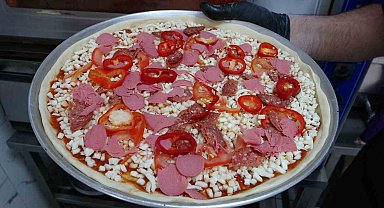 Malatya Akçadağ'da İnce Hamurlu Pizza Rüzgarı: Kömbe ve Pilavı Geride Bıraktı