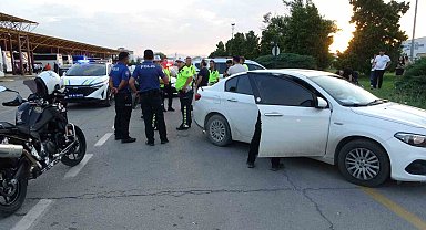 MAŞTİ'de Askere Uğurlama Drifti Pahalıya Patladı: 50 Bin TL Ceza ve Ehliyete El Konuldu!