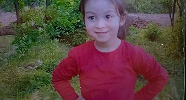 Minik Elif Azra Kanserle Mücadelesini Kaybetti