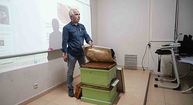Niğde'de Arıcılık Kursuna Yoğun İlgi: Doğanın Kahramanları Arılarla Yeni Geçim Kapıları