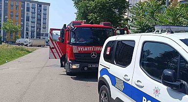 Pendik'te Eski İş Yerinin Önünde Kendini Yakma Tehdidi: Polis Kadını İkna Etti