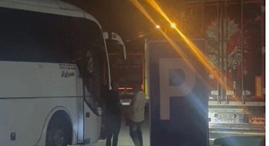 Pendik'te Yolcu Otobüsünde Kavga: Darp Edilen Yolcu Tesislerde Bırakıldı
