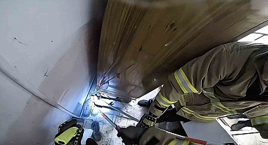 Safranbolu'da Evdeki Ayakkabılıkta Zehirli Engerek Yılanı Paniği!