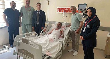 Sakarya'da Dev Böbrek Tümörü Başarılı Ameliyatla Alındı: Hayati Risk Taşıyan Operasyon Kurtarıcı Oldu
