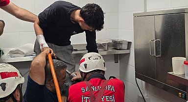 Şanlıurfa'da Kıyma Makinesine Kaptırdığı Eli İtfaiye Sayesinde Kurtarıldı