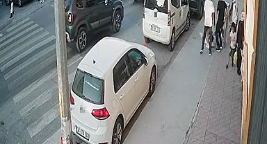 Sokak ortasında sopalı saldırı