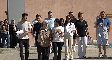 YKS'nin İkinci Oturumu AYT Başladı