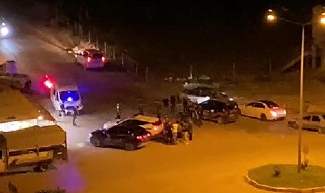 Adıyaman&#039;da İki Grup Arasında Kavga: Polis Güçlükle Ayırdı!