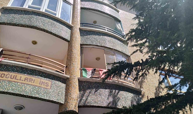 Ankara Pursaklar&#039;da Korkunç Kaza: 1.5 Yaşındaki Çocuk Balkondan Düştü, Durumu Ağır