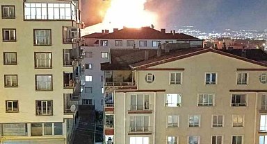 Ankara'da çatı katı yangını