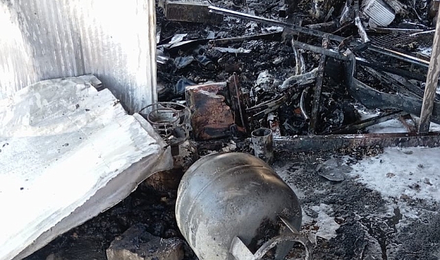 Besni&#039;de Bağ Evi Yangını Korkuttu