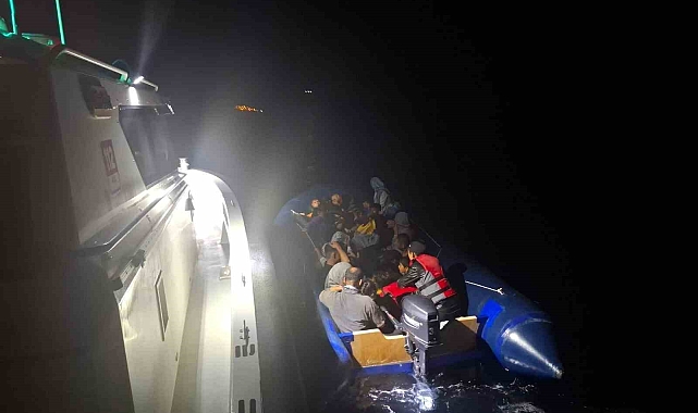 Çanakkale Ayvacık Açıklarında 36 Kaçak Göçmen Yakalandı