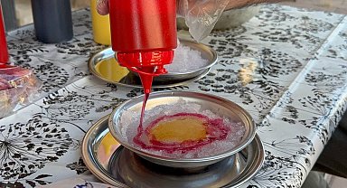 Dağdan kar getirip tatlandırdı, tabağını 50 TL'den satmaya başladı