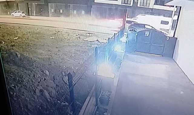 Elazığ&#039;da Pikap ve Otomobil Çarpıştı: 3 Yaralı