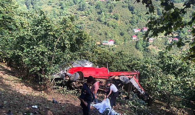 Giresun'da Fındık İşçilerini Taşıyan Kamyonet Şarampole Yuvarlandı: 1 Ölü, 9 Yaralı!