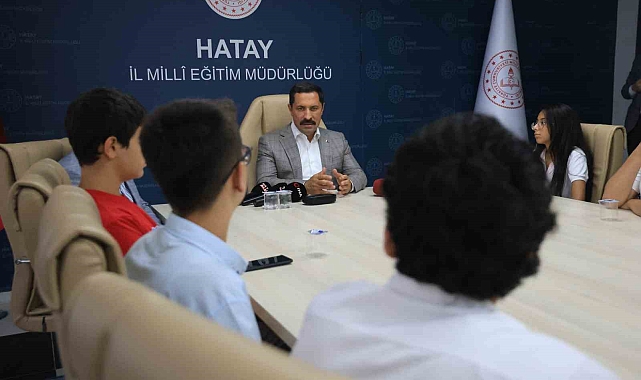 Hatay&#039;ın Başarılı Öğrencilerine Vali Masatlı&#039;dan Burs Desteği