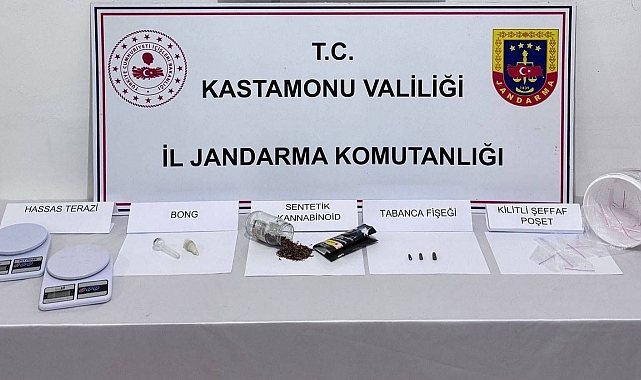 Kastamonu&#039;da Uyuşturucu Operasyonu: 2 Şüpheli Tutuklandı