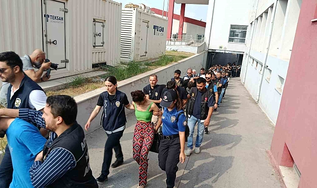 &#039;Narkokapan-Adana 2&#039; Operasyonunda 41 Torbacı Adliyeye Sevk Edildi