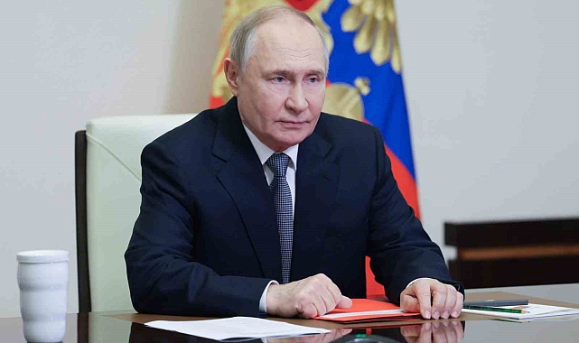 Putin: &quot;ABD&#039;ye bağımsızlık savaşında maddi olarak yardım ettik&quot;