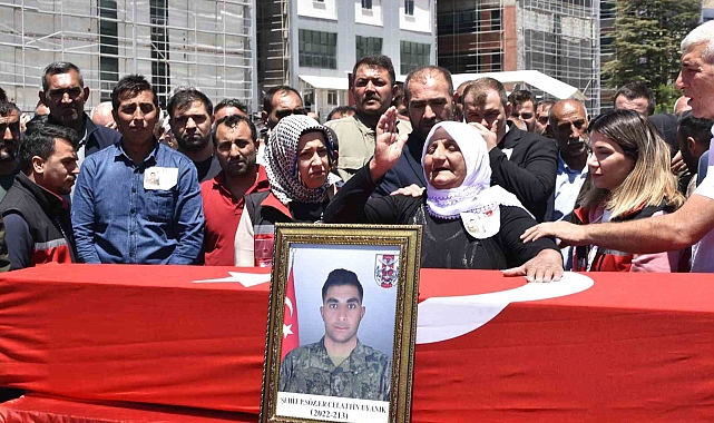 Şehit Piyade Sözleşmeli Er Celalettin Uyanık Bitlis&#039;te Son Yolculuğuna Uğurlandı