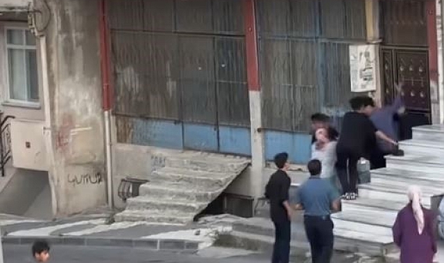Sopalı Saldırı Kamerada: Arnavutköy&#039;de Panik Anları