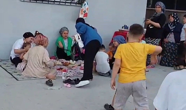 Tekirdağ&#039;da Muhtardan Nostaljik Düğün Daveti: Davul-Zurnayla Mahalle Turu