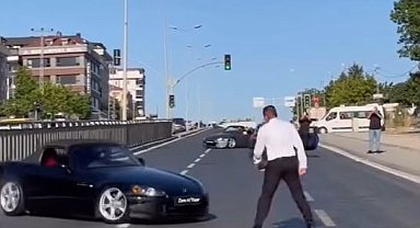 Trafik magandaları düğün konvoyunda tehlike saçtı