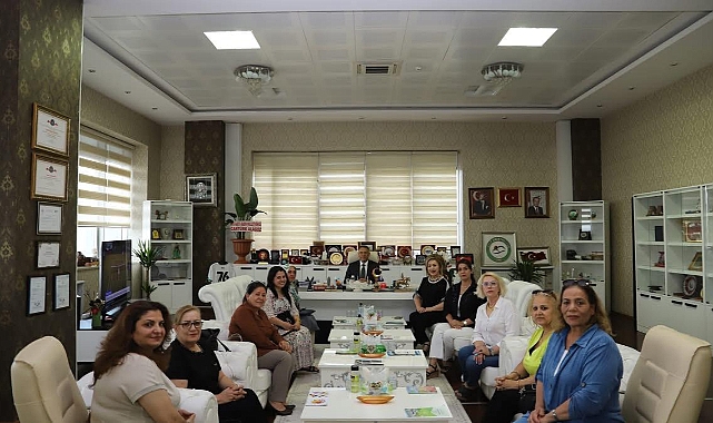 Türk Anneler Derneği'nden Rektör Gürel'e 