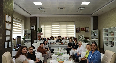 Türk Anneler Derneği'nden Rektör Gürel'e 