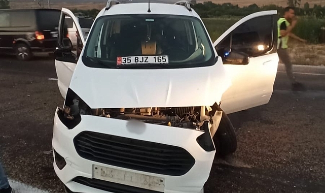 Van Edremit&#039;te Trafik Kazası: 6 Yaralı