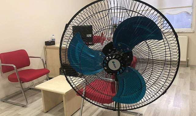 Vantilatör Satışları Patladı: Vatandaşlar Sıcak Havada Serinleme Çaresi Arıyor