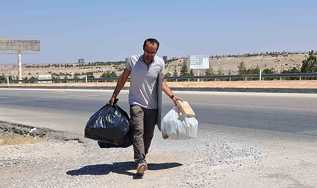 6 Yılda 10 Bin Poşet Çöp Topladı: Öğretim Üyesinden Çevreye Örnek Adım