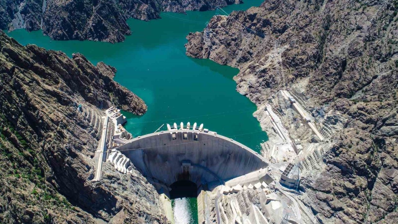 Yusufeli Barajı, 2,5 Milyon Kişinin Enerji İhtiyacını Karşılıyor