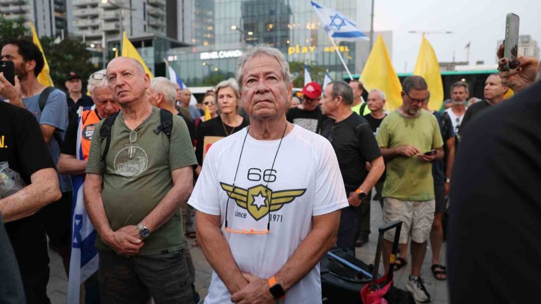 İsrailli Pilotlar Netanyahu&#039;nun Gazze İşgal Planını Protesto Etti