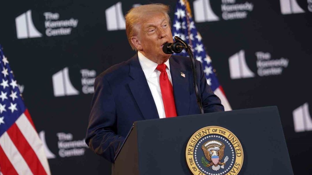 Donald Trump&#039;tan Putin&#039;le Kritik Görüşme Öncesi Açıklamalar